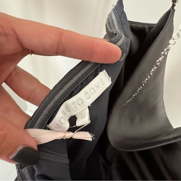 ⭕️ MORE TO COME Talia Diamond Dress Grey Medium - Picture 6 of 9